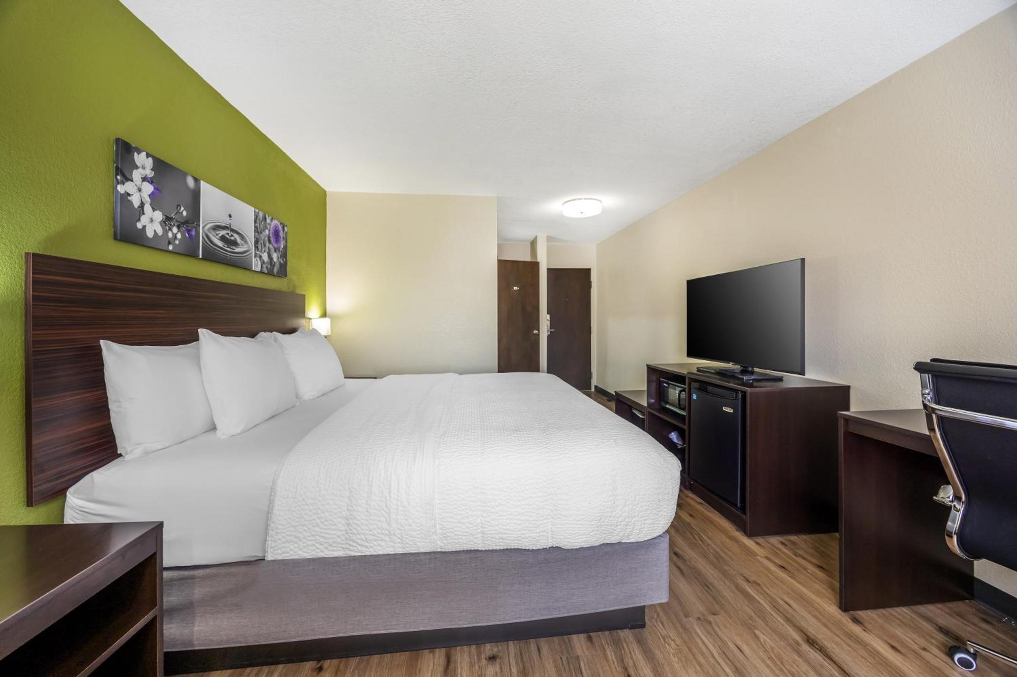 Sleep Inn & Suites Salina I-135 Exterior foto
